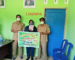 Pemerintahan Desa Supat Barat Salurkan BLT DD 105 KPM Tahap 2 Anggaran Tahun 2022