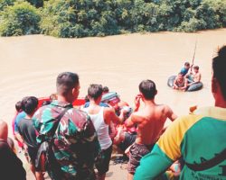 Babinsa Koramil 401-03/Sekayu Monitoring Warga Desa Gajah Mati Tenggelam