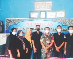 Babinsa Koramil 401-03/Sekayu Monitoring Pengambilan Sumpah Panitia Pemilihan Kepala Desa Keramat Jaya Tahun 2022-2028