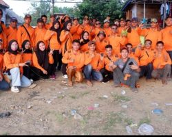 Warga Desa Tanjung Agung Timur Antusias  Ikuti Lomba Bidar Mini