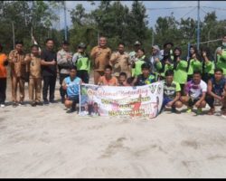 Warga Tanah Abang Berduyun Duyun Nonton Pertandingan Bola Volly Menyambut HUT RI Ke 77,Hadiah Jutaan Rupiah