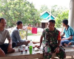 Babinsa Koramil 401-03/Sekayu Komsos Sosialisasi Karhutlah Desa Sindang Marga