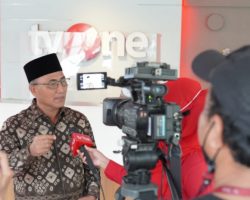 Beberkan Replanting Sawit dan Ilegal Driling di Kantor TV One