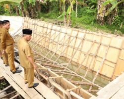 Pj Bupati Apriyadi Beri Deadline 10 Februari, Kontraktor Didenda