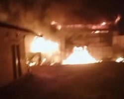 Gudang Penampungan Minyak Illegal Babat Toman Dilalap Si Jago Merah.