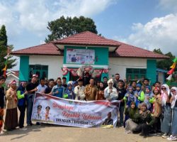 Meriahkan HUT RI ke-78 SMKN N1 BHL Gelar Pawai Karnaval keliling Desa Bukit Selabu.