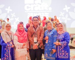 Dekranasda Kabupaten Solok Berpartisipasi Dalam Event Pameran INACRAFT 2024 di Jakarta