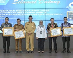 Wakil Wali Kota Solok, Dr. Ramadhani Kirana Putra mengaku sangat senang dengan pencapaian Kota Solok dalam bidang pelayanan publik