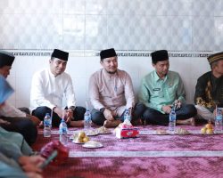 Wawako Hadiri Salawaik Dulang di Kelurahan Tanah Garam