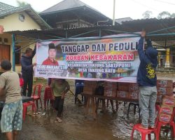 5 Rumah Korban Kebakaran Desa Tanjung Batu Terima Bantuan Dari Yulius Maulana.ST,