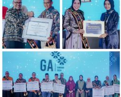 Membanggakan Bupati dan Ketua TP-PKK Kab. Solok Tuai Penghargaan Ayah dan Bunda GenRe Pengayom dari BKKBN Perwakilan Sumbar Tahun 2024