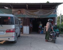 Dijual Ruko   Sertifikat Hak Milik  Lokasi Brang JM (500 meter dari JM) Luas bangunan 7 mx17 m Harga 650 juta