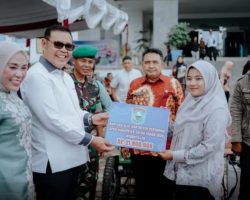 Tingkatkan Hasil Panen, Kelompok Tani se Kabupaten Solok Terima Bantuan Alsintan