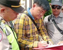 Datangi Mapolda Sumsel, Pose RI, SMS dan Puluhan Wartawan Minta Tutup Gudang BBM Ilegal