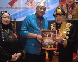 Silaturahmi Kerabat Agung Nusantara Ponco Darmono Terima Gelar dan Penghargaan