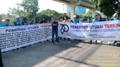 Lembaga PST Unjukrasa di Kejati Sumsel, Laporkan Kabag Umum Pemkab Ogan Ilir Diduga Korupsi