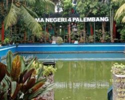 SMA Negeri 4 Palembang Diduga Nahan Ijazah, Didampingi Wartawan, Muslimin Bawa Pulang Ijazah Anaknya Tanpa Pelunasan