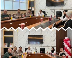 Pemkab Solok Hadiri Rapat Monev Pembagian Bendera Merah Putih untuk Peringatan HUT RI ke-80 secara Daring