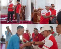 Pemkab Solok Bersama Baznas Salurkan Bantuan Sembako dalam Rangka HUT RI ke-80