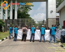 Aksi Damai di Kejati Sumsel Lembaga PST dan P4C Minta Ishak Mekki Ditetapkan Tersangka