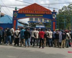 Tidak Bisa Beri Tindakan Tegas Terhadap BUP, KSOP Kelas I Palembang Diduga Masuk Angin