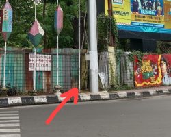 Diduga Ada Konspirasi Terselubung, Kepala DPMPTSP dan Satpol-PP Kota Palembang Bungkam Soal Baleho Diatas Trotoar