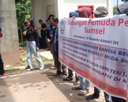 Proyek Alat Peraga SMK Rp 49,9 M Jadi Sorotan, GPP Sumsel Kepung Kejati