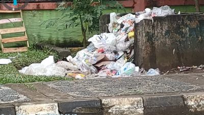 Sampah Menumpuk di Kota Sekayu, Plt. Kadis DLH Bungkam