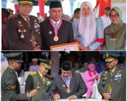 Bupati Solok Terima Penghargaan pada Peringatan HUT TNI ke-80