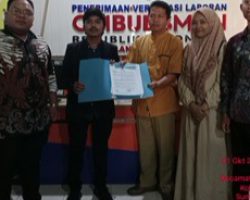 Tindaklanjuti Soal Diskriminasi Guru Honorer SMA Negeri 9 Palembang, Veni Zeliana Bersama Kuasa Hukum Datangi Ombudsman