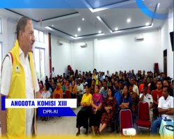 Anggota DPR-RI Dr.Maruli Siahaan Dari Komisi  Tiga Belas Dalam Masa Reses  Turun Ke Tujuh Kelurahan Di Kecaman Medan