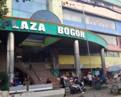 PROYEK LELANG BANGUNAN PLAZA BOGOR DAN PASAR BARU BOGOR DIDUGA DIREKAYASA OLEH PANITIA LELANG DAN PESERTA LELANG. WAJIB LELANG ULANG.