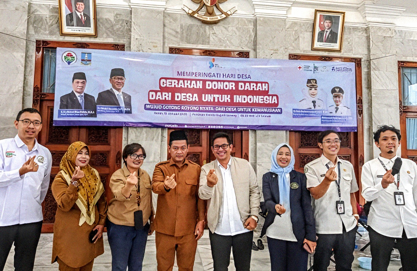 Laskar Gibran DPW Banten berswafoto bersama jajaran pemerintah kabupaten Serang, Banten