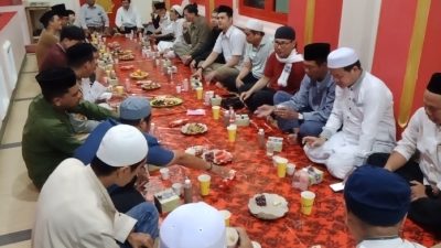 DPW PITI Sumsel Bangkit Buka Puasa Bersama Pengurus Masjid Cheng Hoo