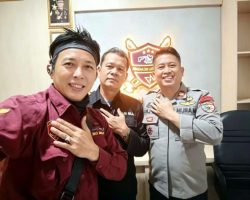 Bertemu, Berbagi Cerita, dan Menjaga Silaturahmi: Bang One-Ruslan Sambangi Kapolsek Marlin