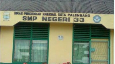 Kepala SMP Negeri 33 Palembang Bungkam Saat Dikonfirmasi Wartawan Terkait Dugaan Mark-up Pengadaan Kipas Angin Hingga Jutaan Rupiah
